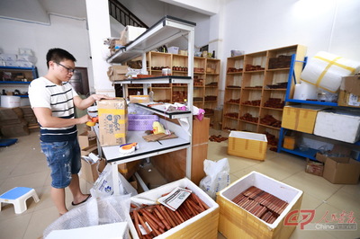 跨境電商 中越貿(mào)易往來(lái)的新引擎與商品批發(fā)轉(zhuǎn)型的催化劑